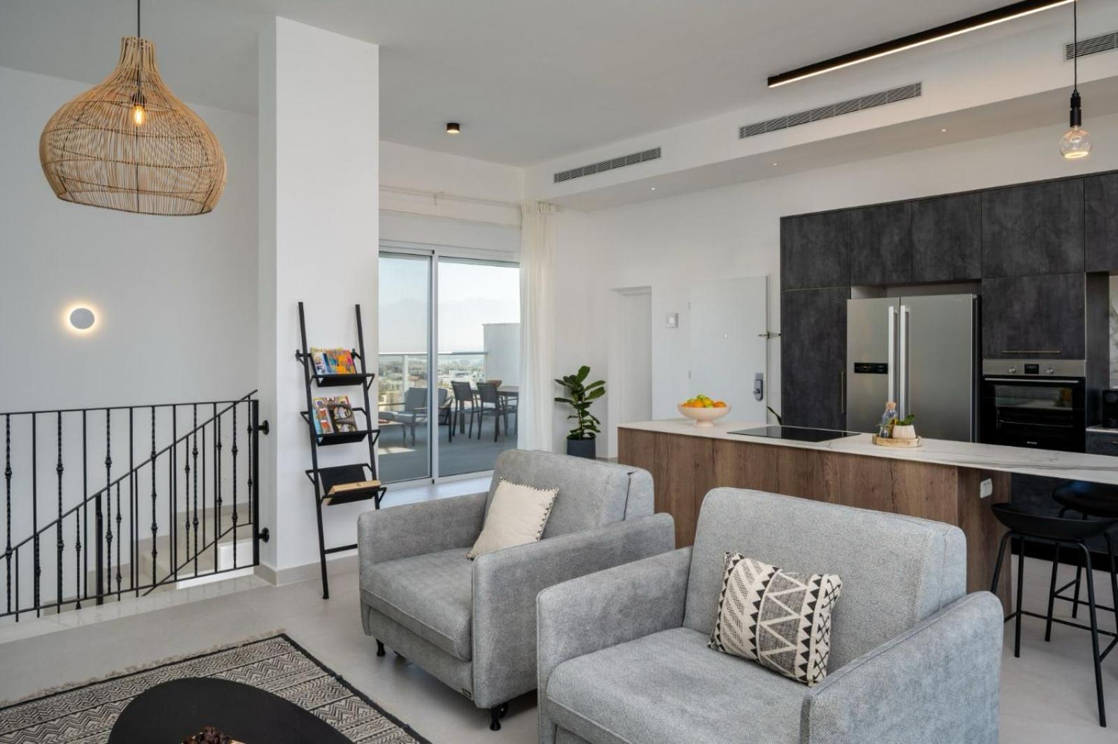 Апартаменти Mountain And Sea View - Penthouse With Private Pool Ейлат Екстер'єр фото